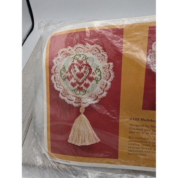 Creative Circle Cross Stitch Kit #2425 Holiday Hearts - Picture 3 of 5